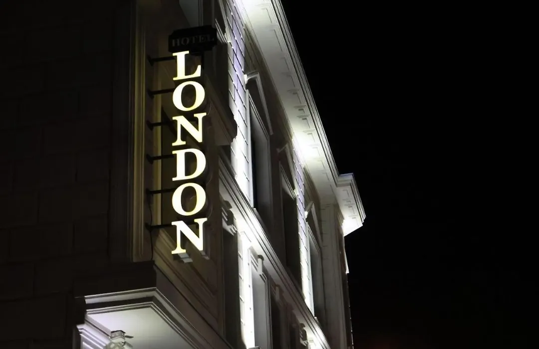 London Boutique Hotel-1